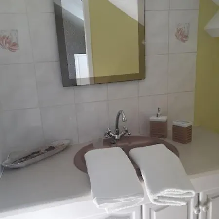 Сasa de vacaciones Maison De Centre-ville Le Mans